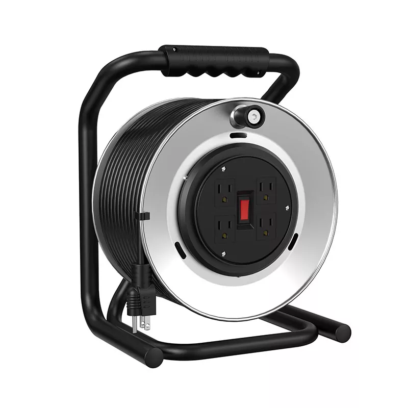 4 udtag metalledningsrulle 120ft 4 udtag metalledningsrulle 120ft